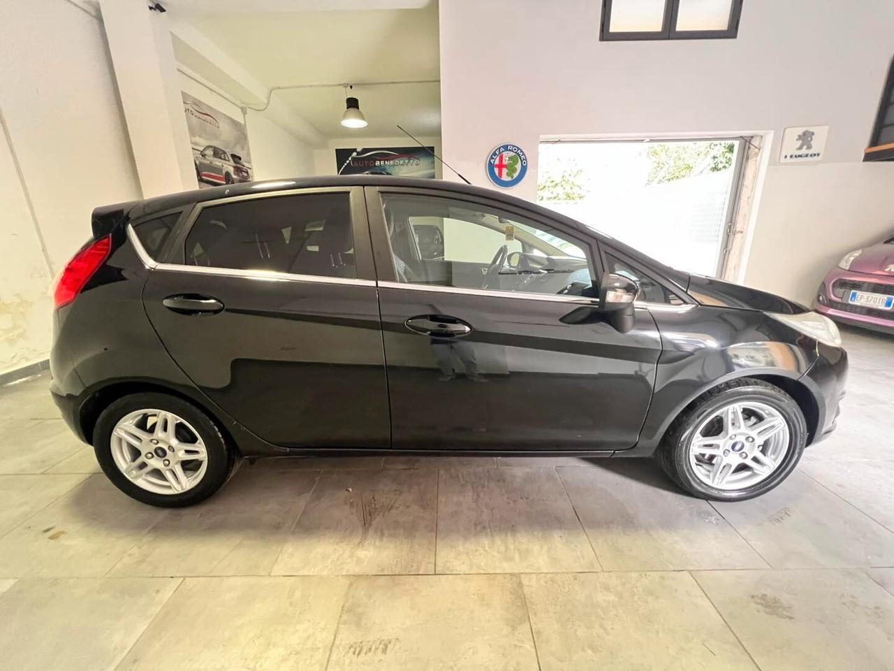 FORD FIESTA 1.5 TDCI 75CV TITANIUM 2014