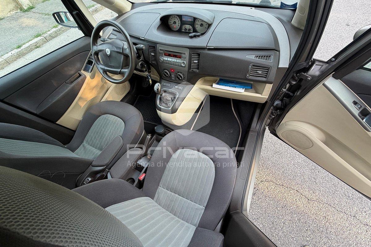 LANCIA Musa 1.4 16V Platino