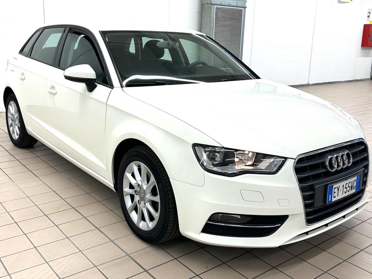 Audi A3 SPB 1.6 TDI clean diesel S tronic Business