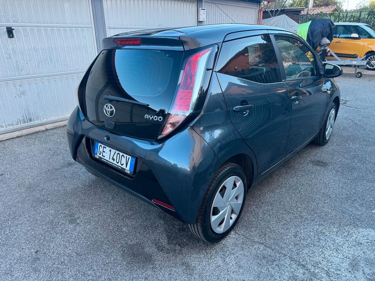 Toyota Aygo 1.0 automatica
