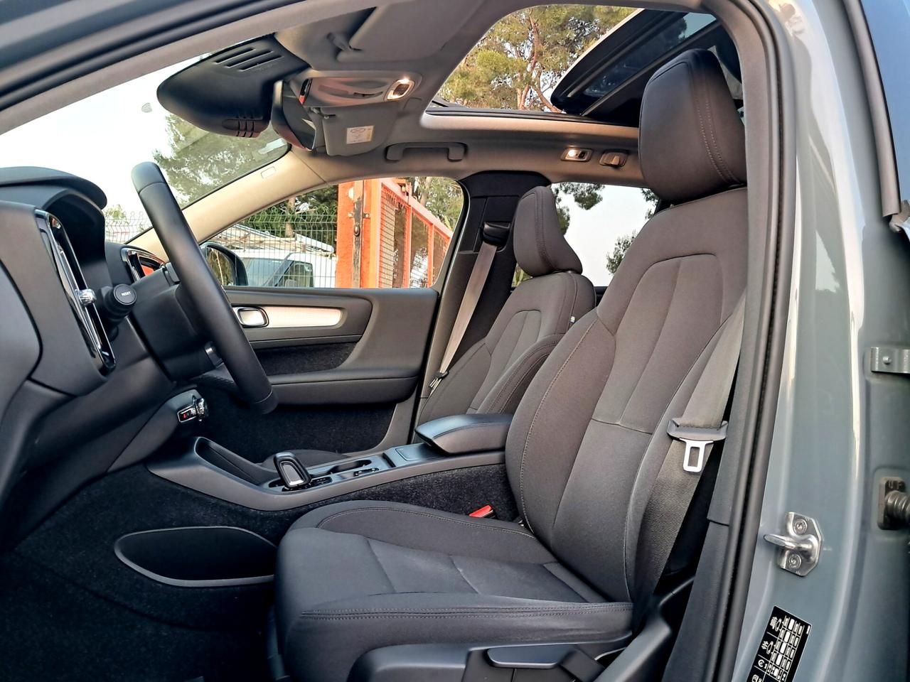 Volvo XC40-2.0-150CV*TETTO*CAM360°*LED*NAVI