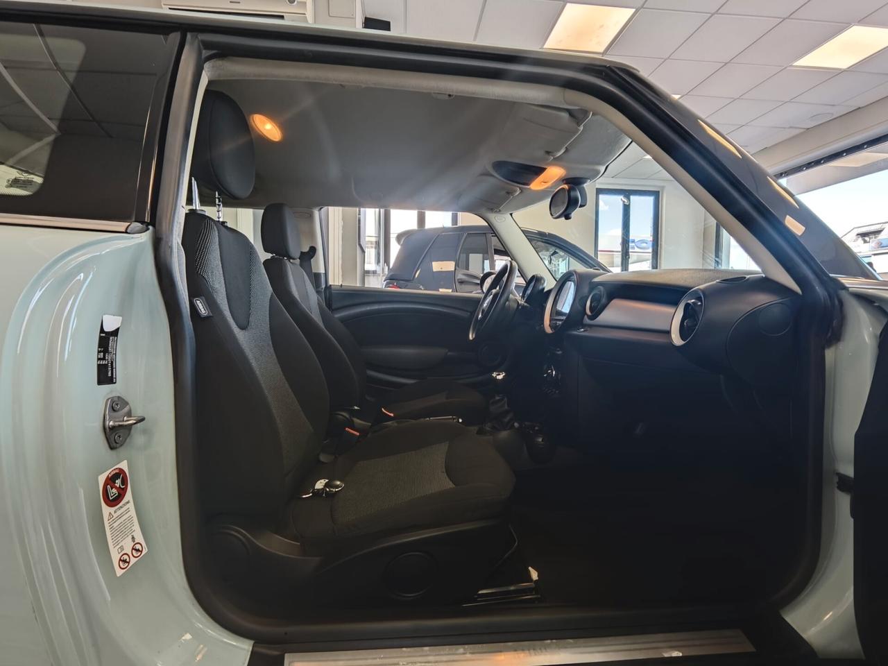 Mini 1.6 16V One (55kW)