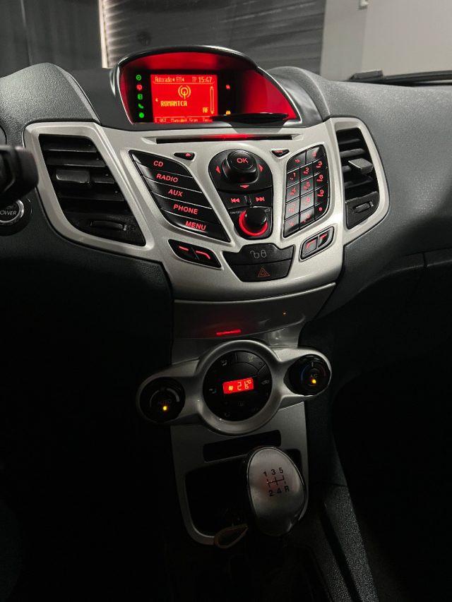 FORD Fiesta 1.2 16V 5 porte Titanium