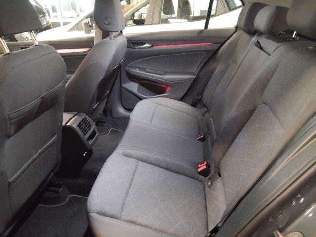 VOLKSWAGEN Golf 1.0 eTSI EVO Life DSG 17" MHEV
