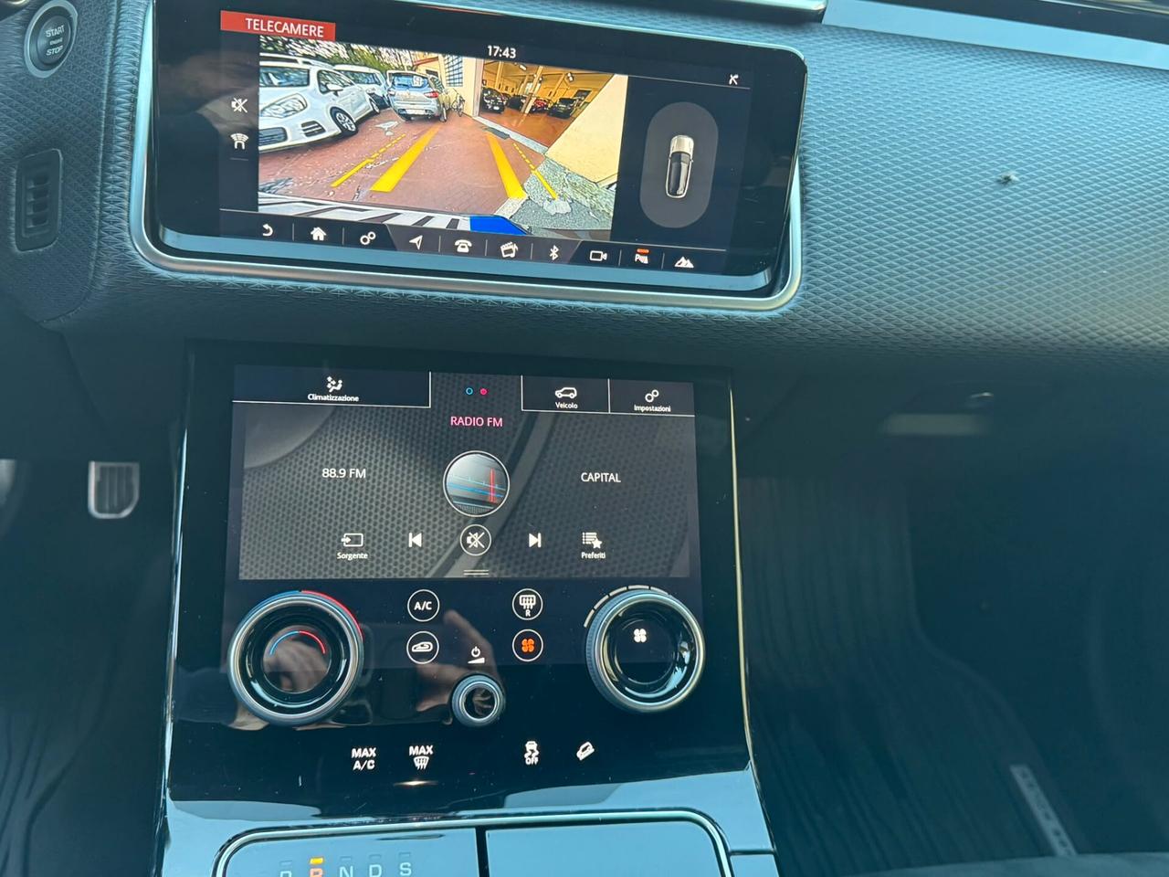 Land Rover Range Velar 2019 2.0 Diesel 240 CV R-Dynamic