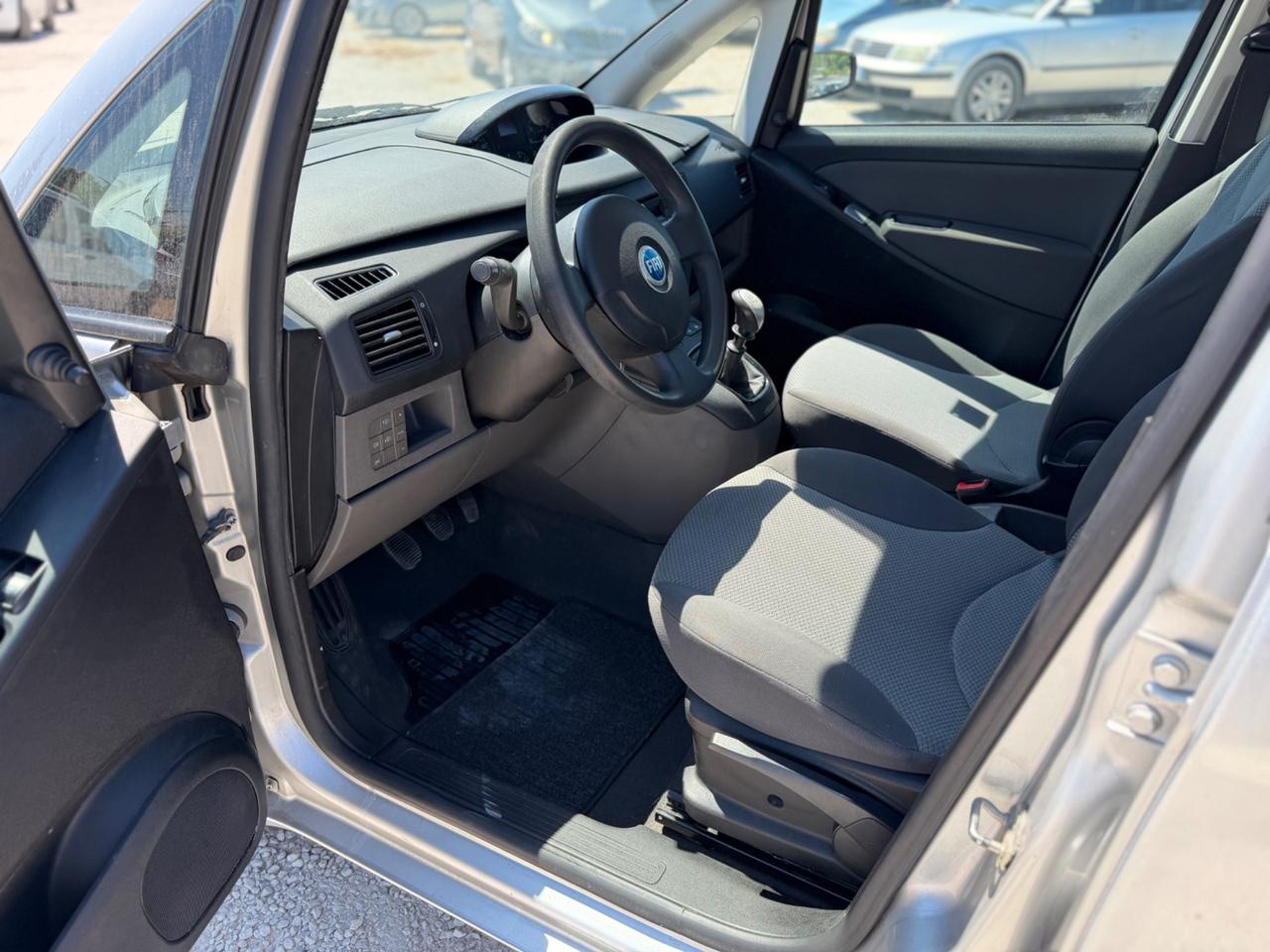 Fiat Idea 1.4 Dynamic 50.000 KM !!