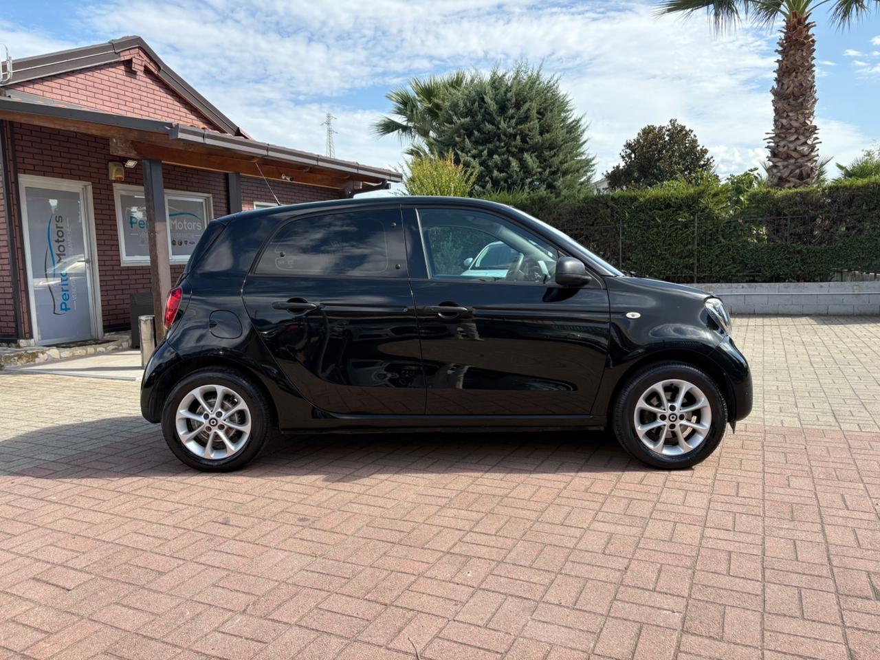 Smart ForFour 70 1.0 Youngster
