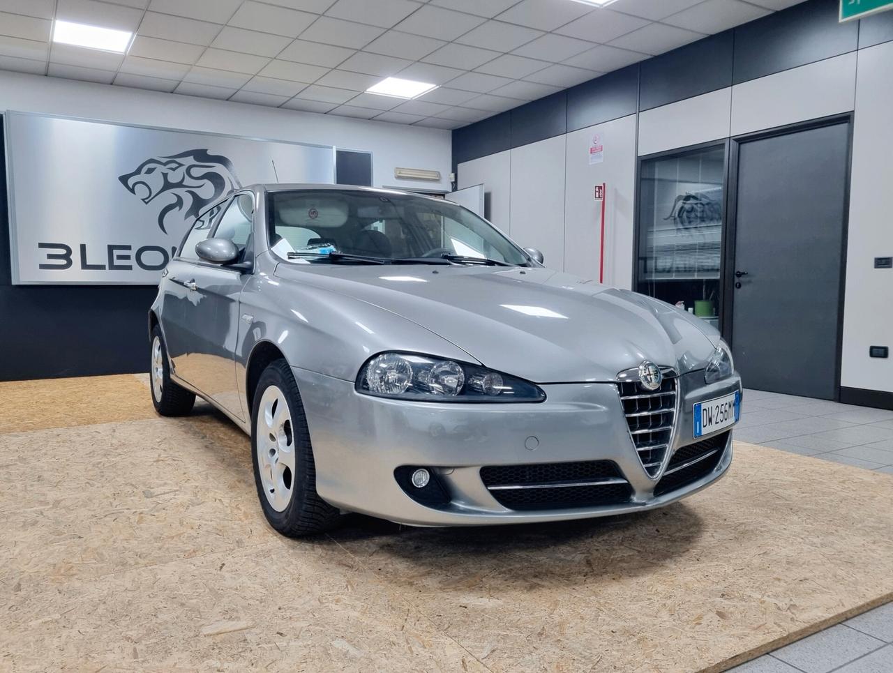 ALFA ROMEO 147 1.6 BENZINA 105CV 5p. PROGRESSION