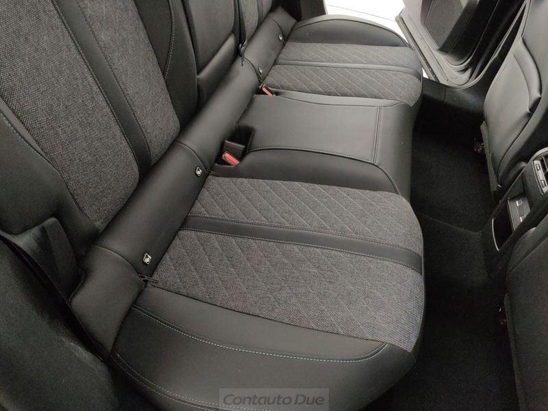 Peugeot 408 408 1.2 puretech Allure Pack s&s 130cv eat8