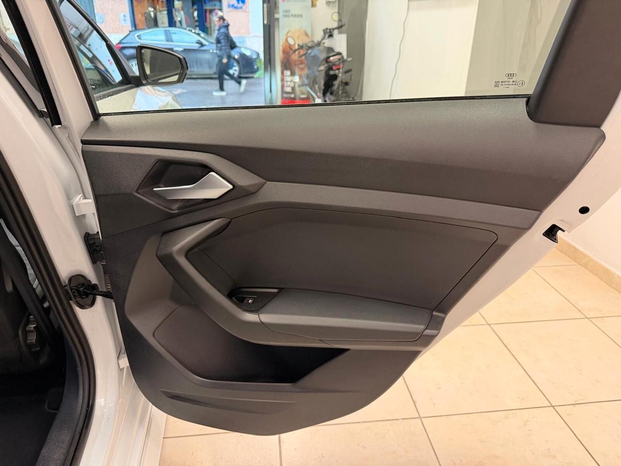 Audi A1 SPB 30 TFSI S line edition 290 al mese