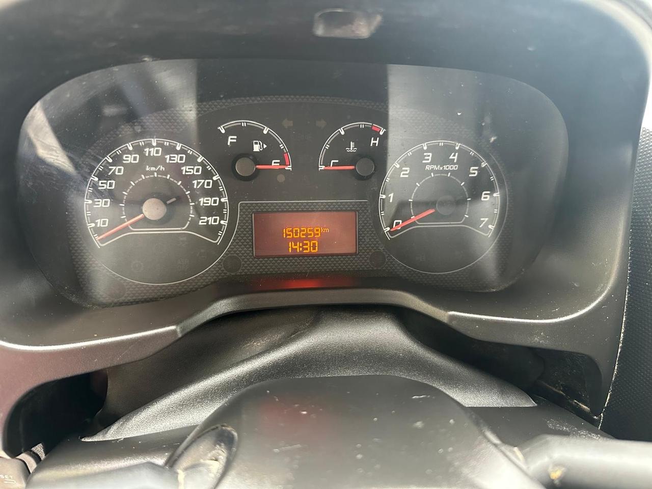 Fiat Fiorino 1.3 MJT 95CV Combinato Adventure
