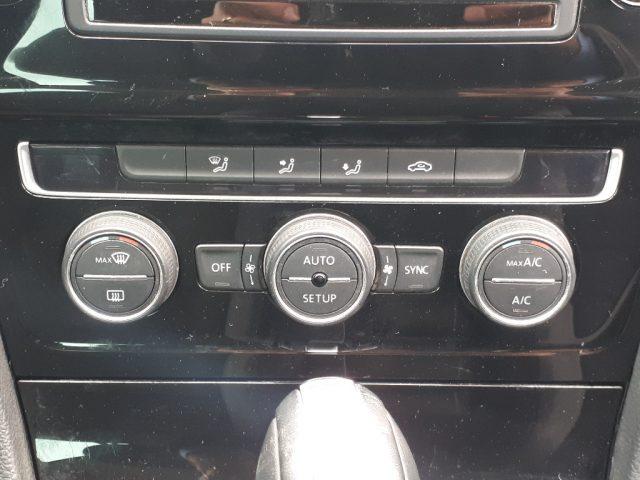 VOLKSWAGEN Golf GTD 2.0TDI 150CV DSG 5p. R-Line - 4800KM!!!!!!