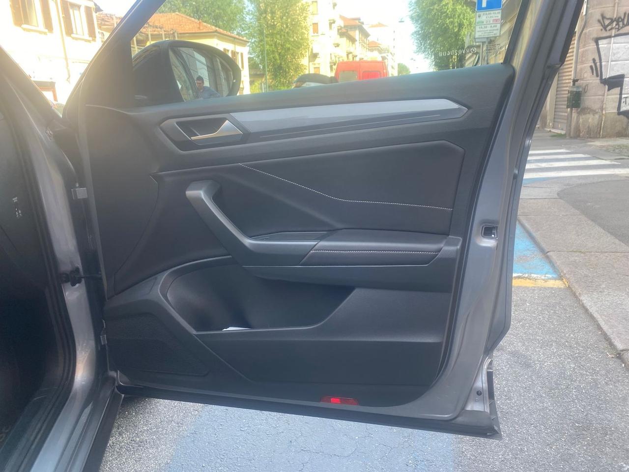 Volkswagen T-Roc style #11849