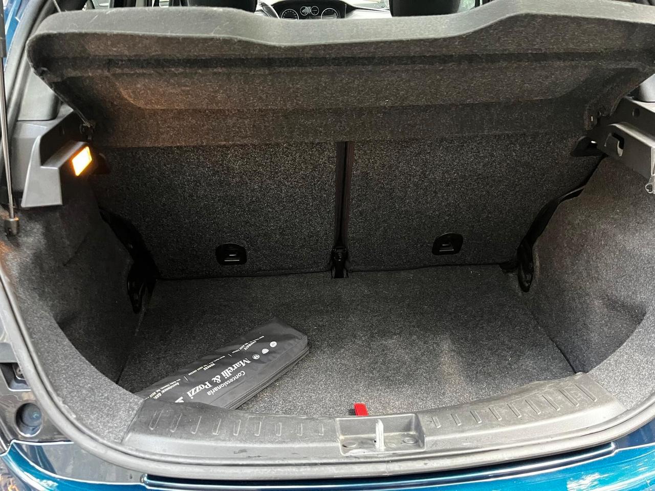 Lancia Ypsilon 1.2 69 CV 5 porte Platinum