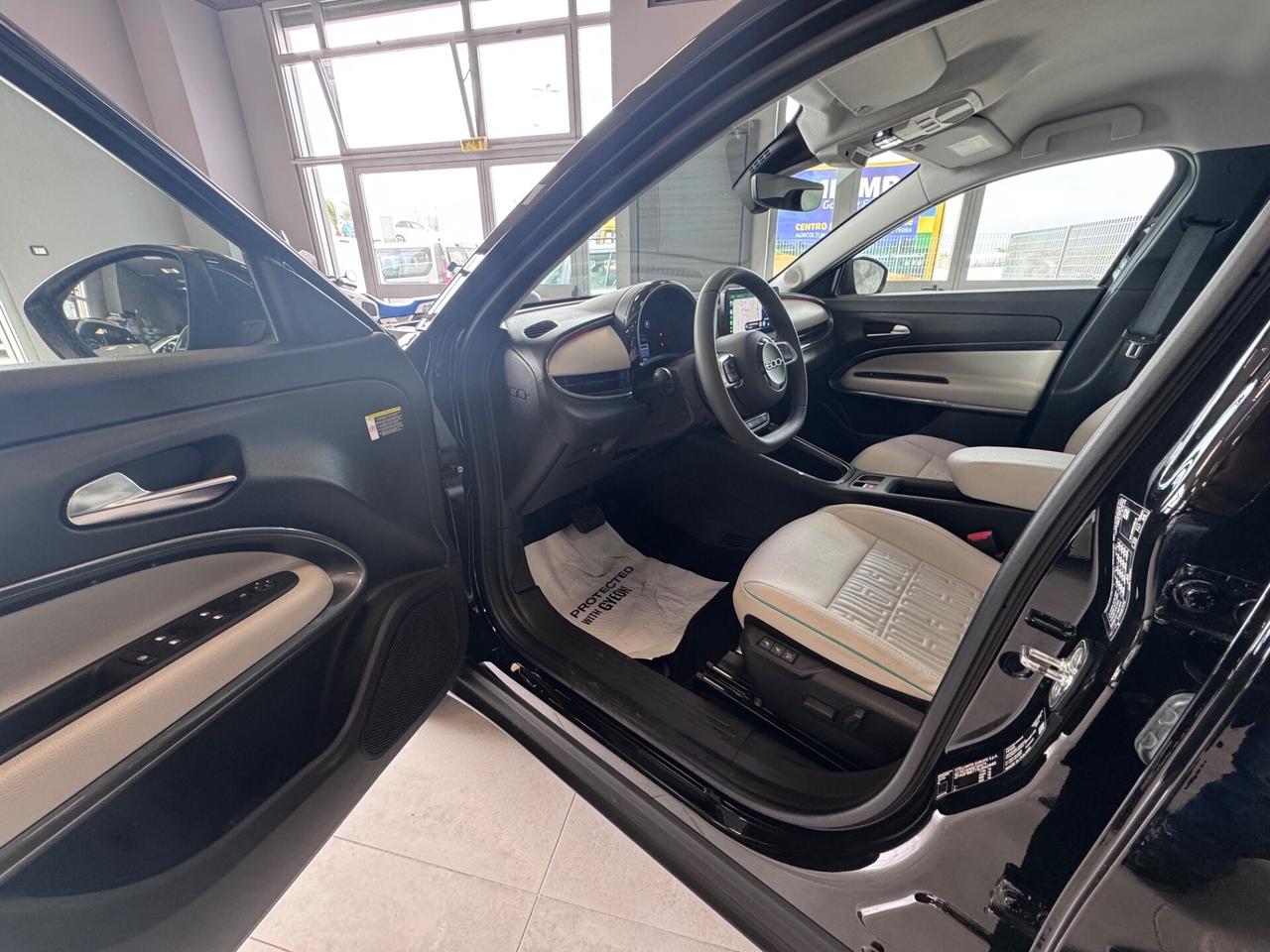 FIAT 600 HYBRID AUTOMATICA LA PRIMA MY2025