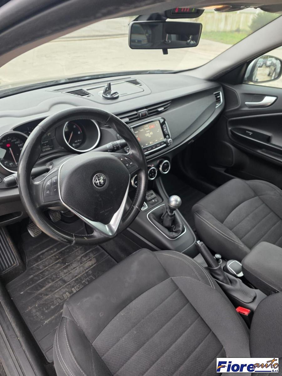 ALFA ROMEO - Giulietta - 1.6 JTDm-2 120 CV Distinctive