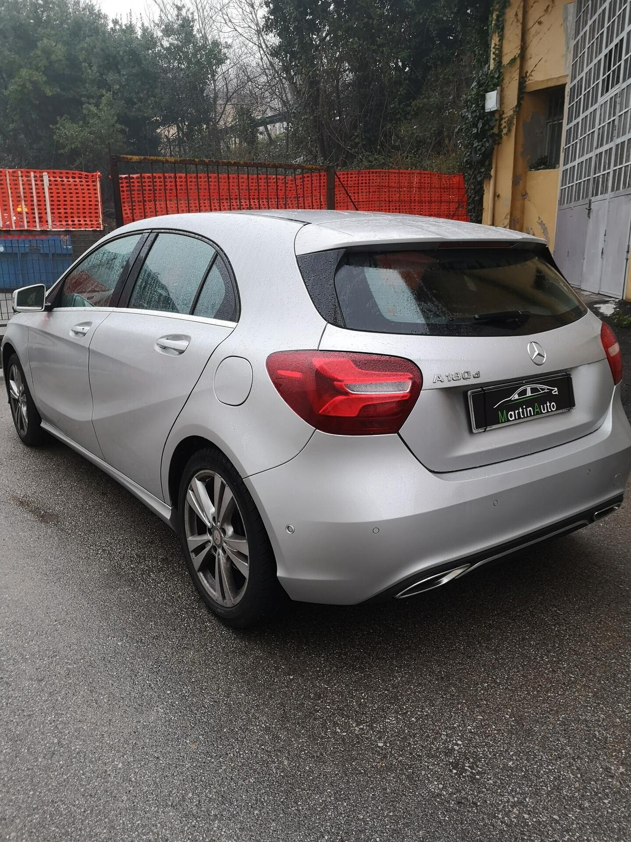 Mercedes-benz A 180D Sport 2017 - Garanzia 12 Mes