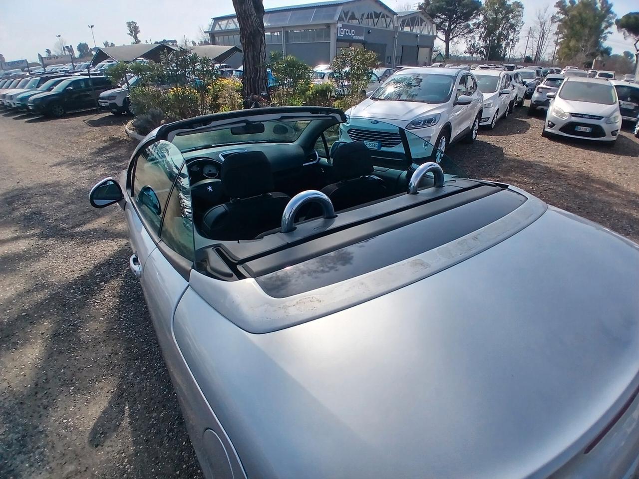 Peugeot 207 1.6 VTi 120CV CC Féline