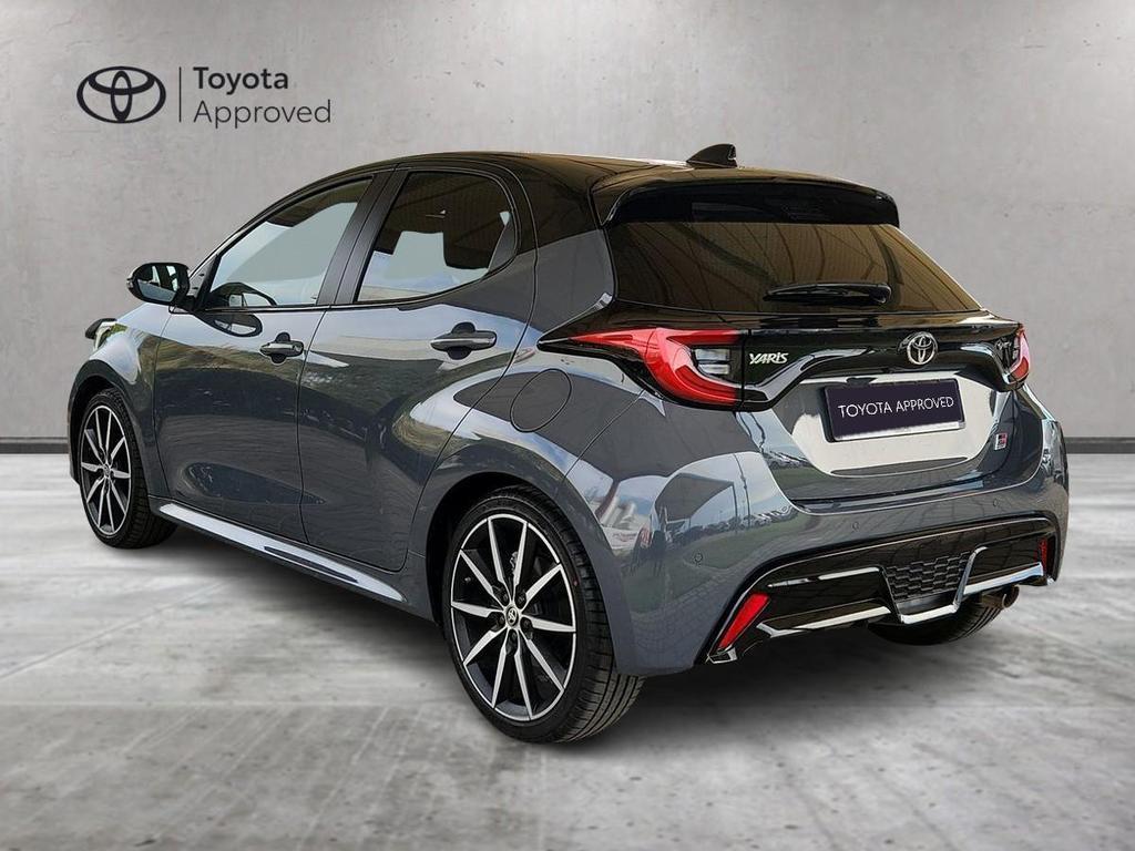 Toyota Yaris 1.5h 130 GR Sport