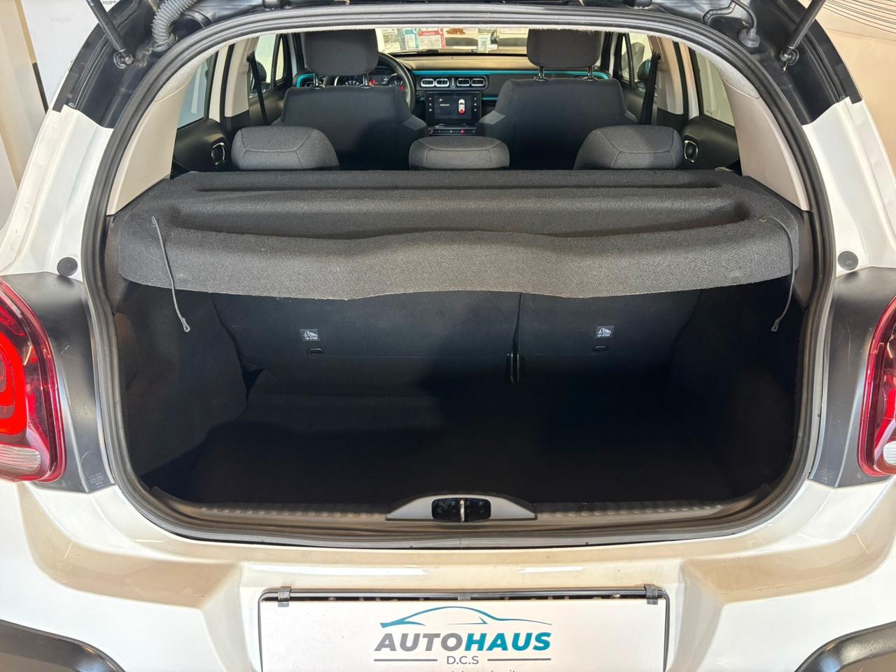 Citroen C3 1.2 Benzina 83 cv -Shine Pack Navigatore e Telecamera