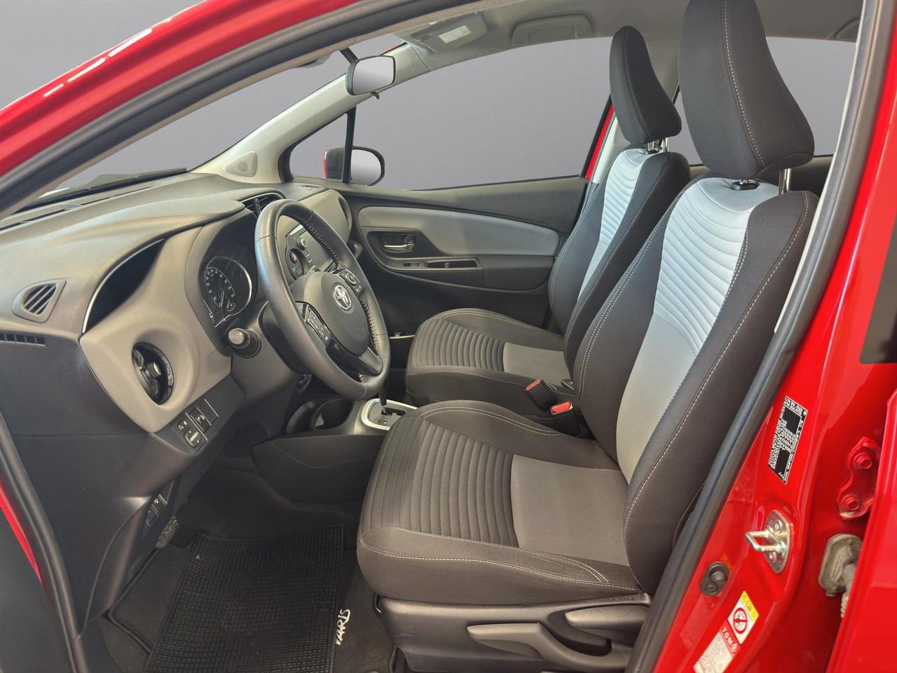 Toyota Yaris 5p 1.5h Active