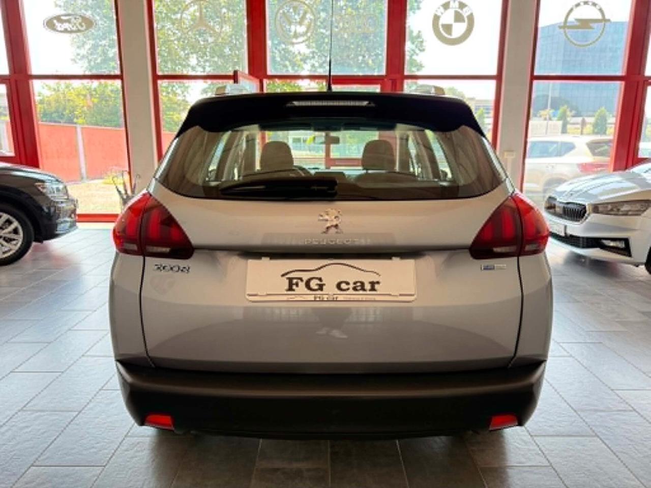 Peugeot 2008 1.2 PureTech 82cv Access NEOPATENTATI