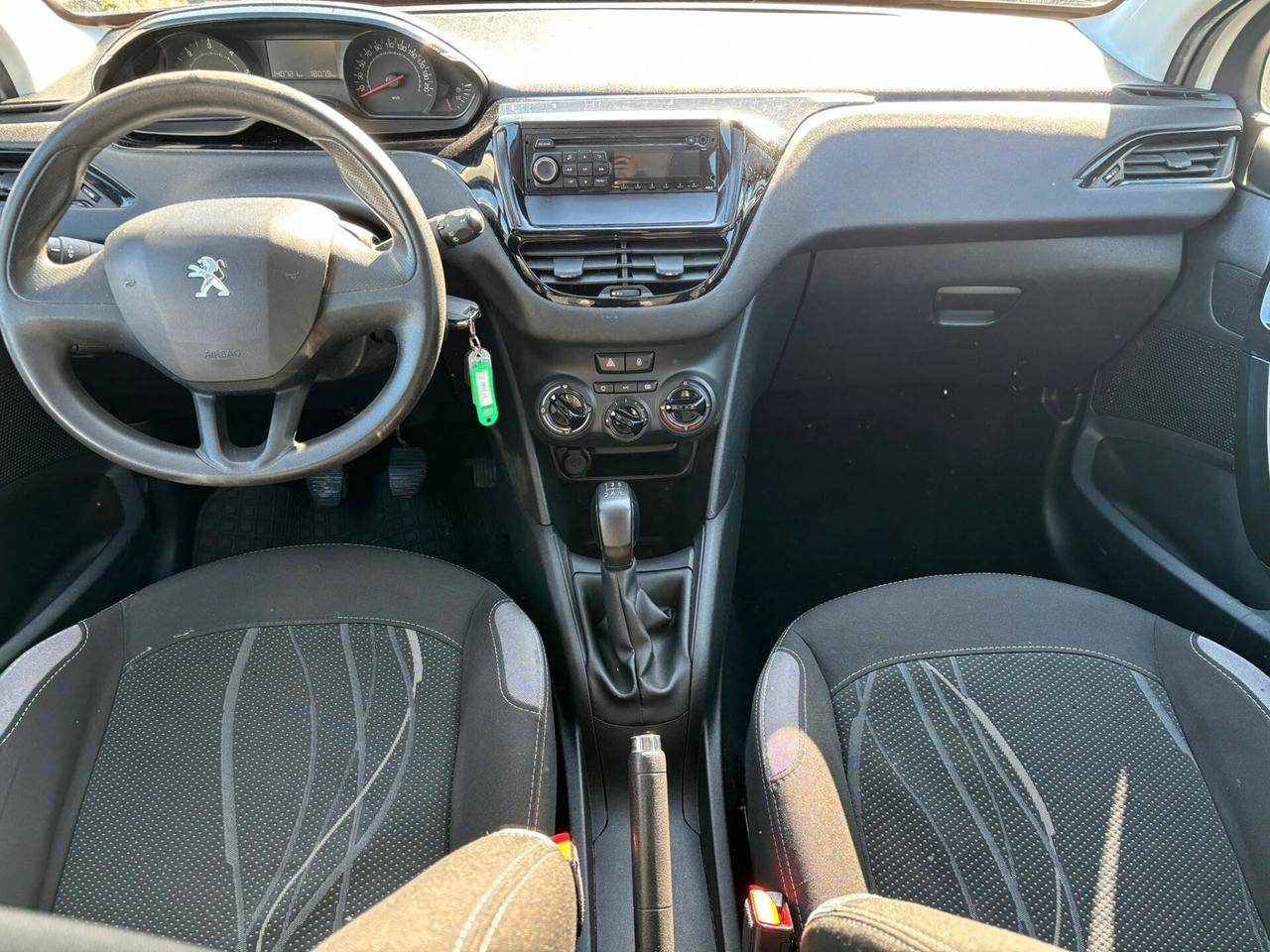 PEUGEOT 208 1.4 HDI - 2015