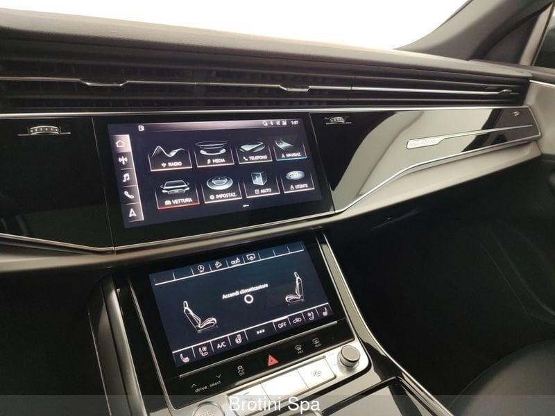 Audi Q8 Q8 50 TDI 286 CV quattro tiptronic Sport