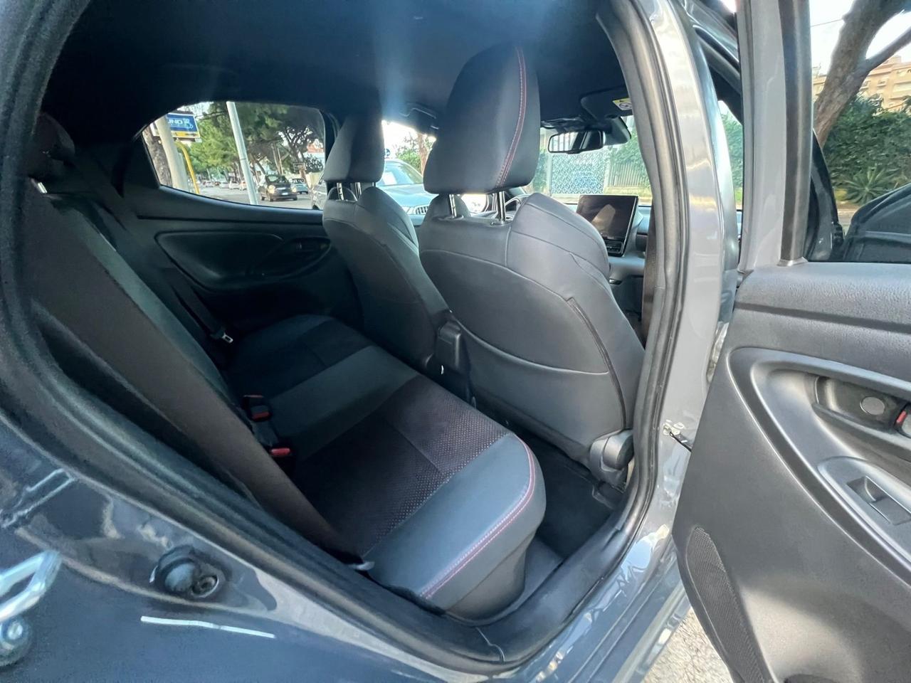 Toyota Yaris 1.5 130 Hybrid 5 porte GR Sport