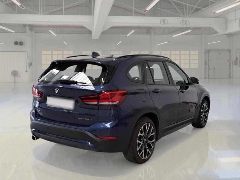 BMW X1 xDrive 25e Business Advantage automatico