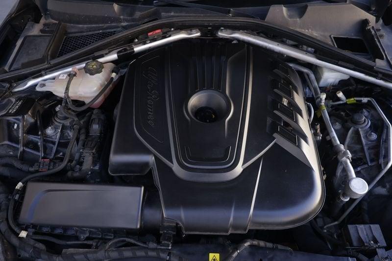 Alfa Romeo Giulia Alfa Romeo Giulia 2.2 Turbo AT8 150CV Business 110KW ANNO 2018