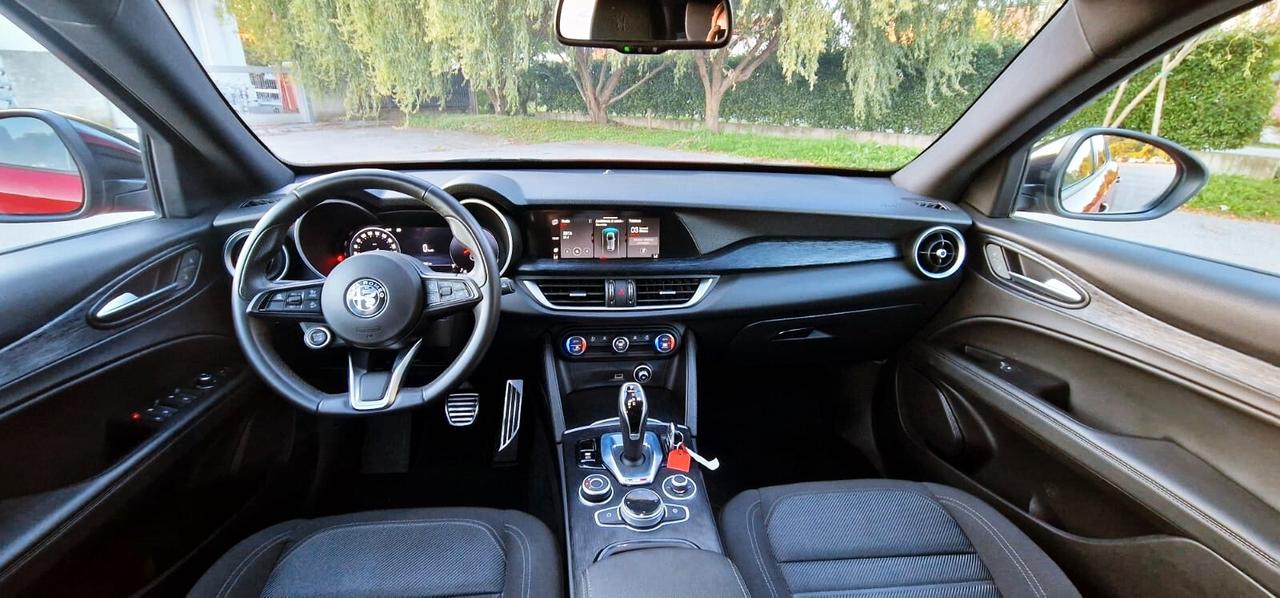 Alfa Romeo Stelvio 2.2 Turbodiesel 160 CV AT8 RWD Super
