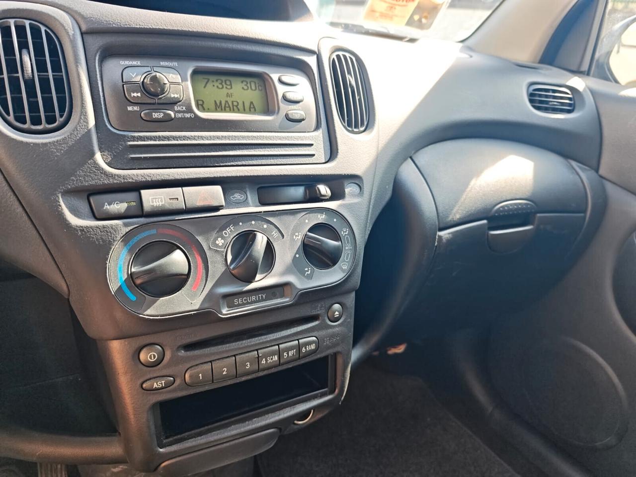 Toyota Yaris Verso 1.4 Tdi D-4D cat Luna '03