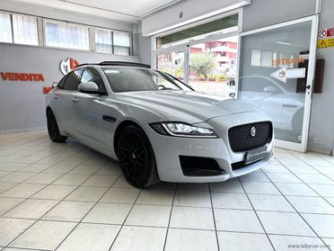 JAGUAR XF 3.0 D V6 300 CV aut. Prestige