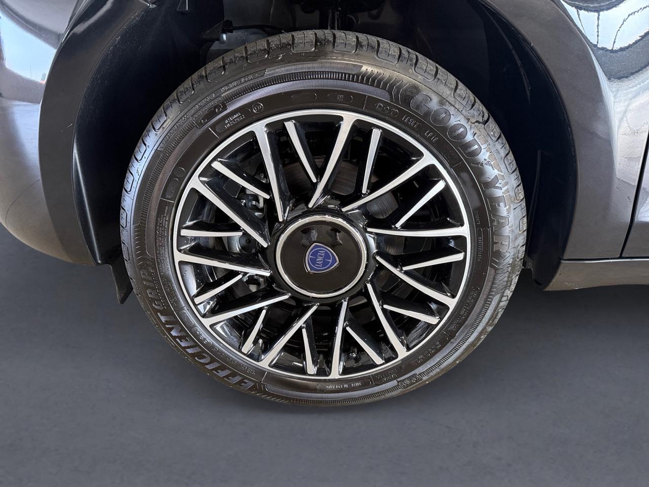 LANCIA Ypsilon III 2021 - Ypsilon 1.0 firefly hybrid Platino s&s 70cv