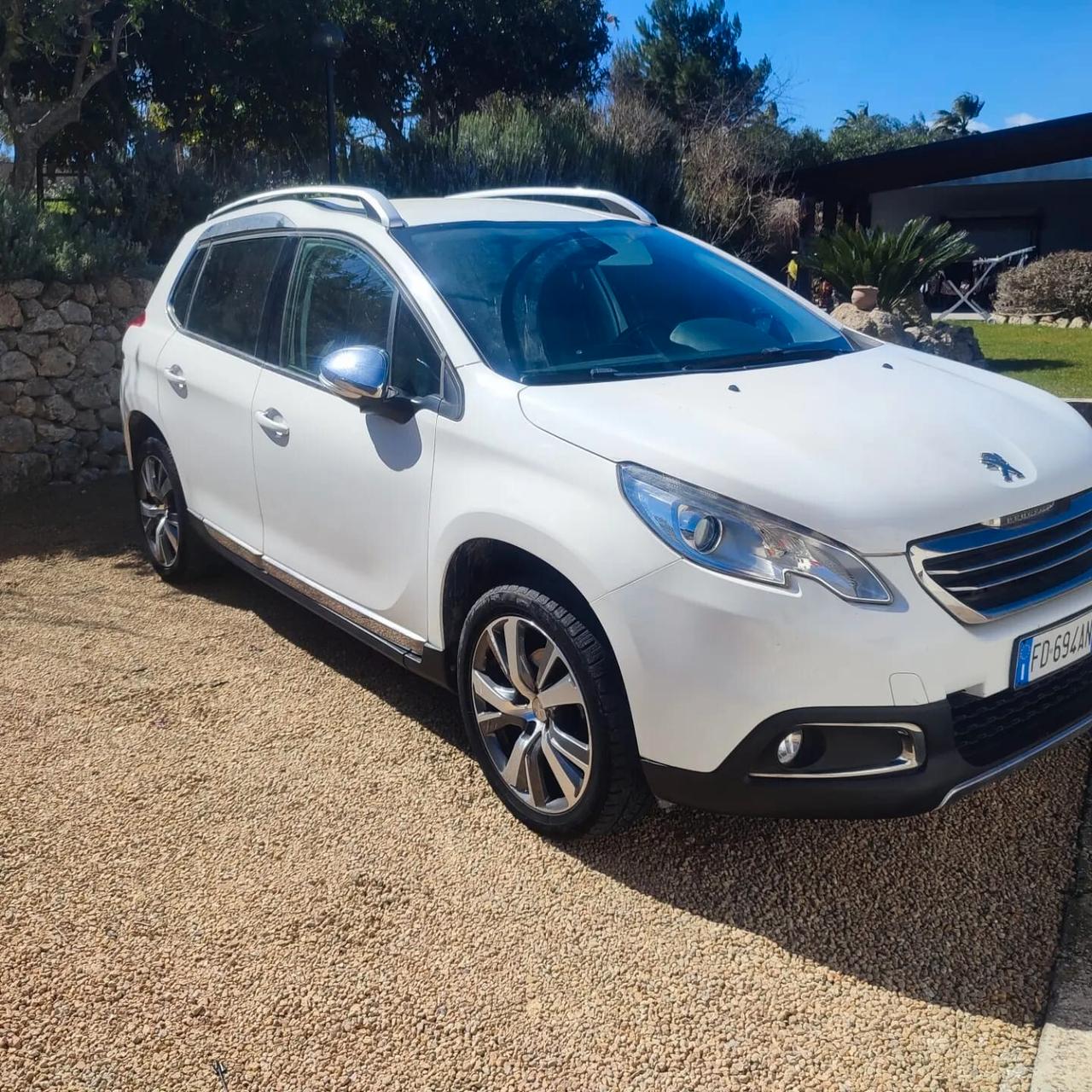 Peugeot 2008 BlueHDi 120 S&S Allure