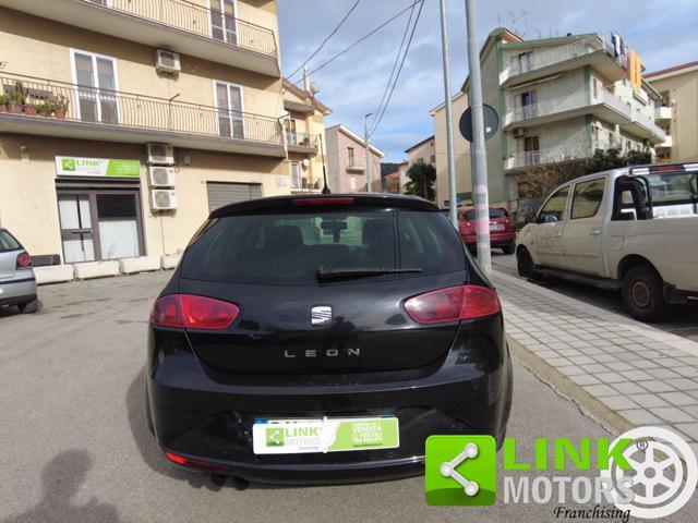 SEAT Leon 2.0 TDI DPF DSG Style (MY09)