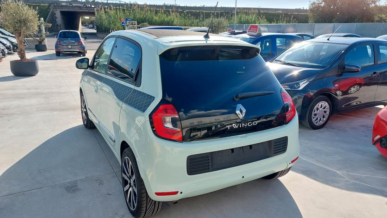 Renault Twingo TCe 90 CV AUTOMATICA con blockshaft