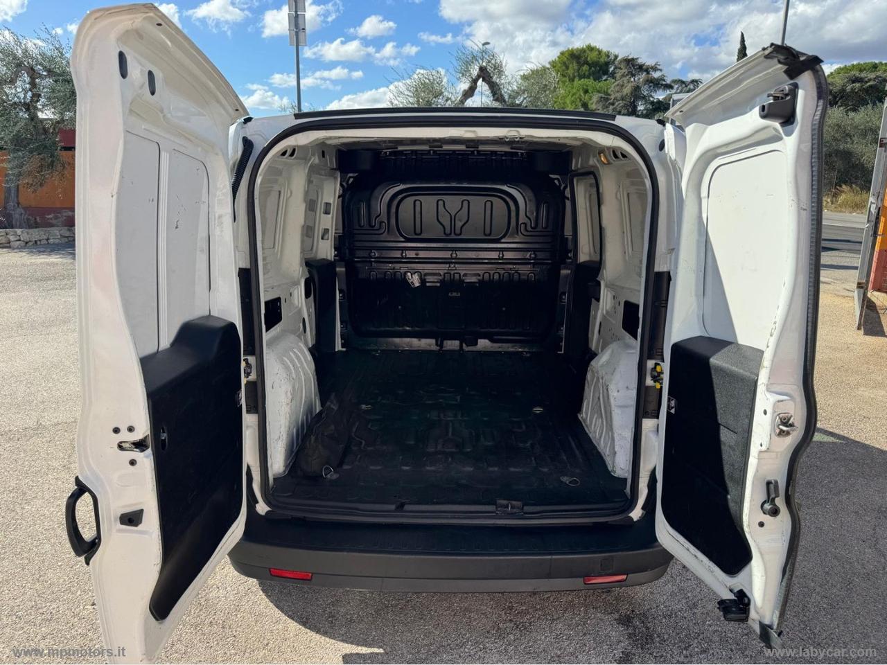 DOBLO MAXI 1.6 MJ 105CV 3 POSTI LOUNGE