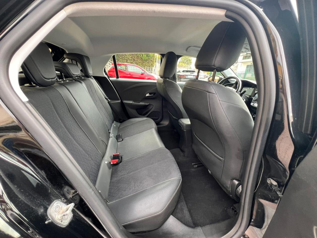 Opel Corsa 1.2 Elegance