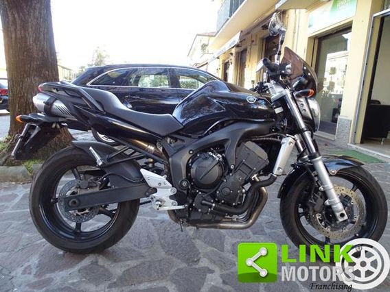 YAMAHA FZ 600 2005 - Patente A3