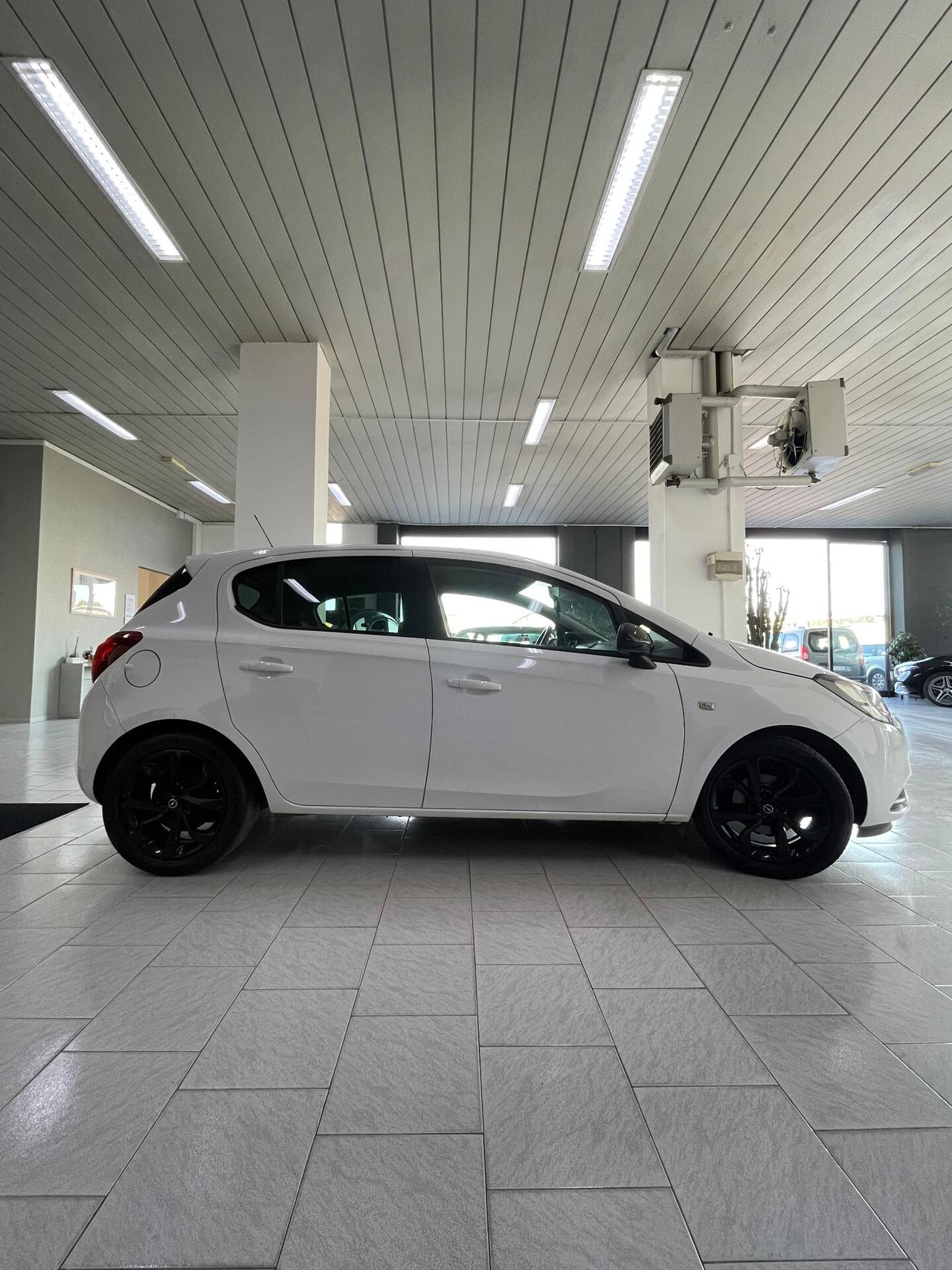 Opel Corsa 1.2 70 CV GPL 5p. b-Color