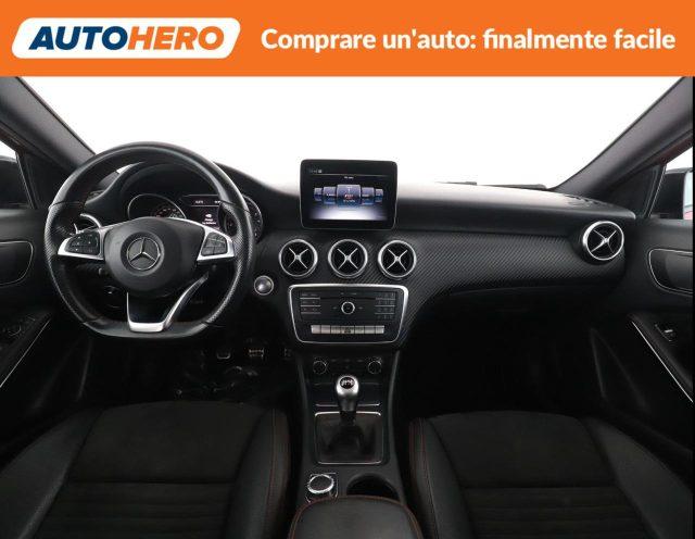 MERCEDES-BENZ A 200 d Premium