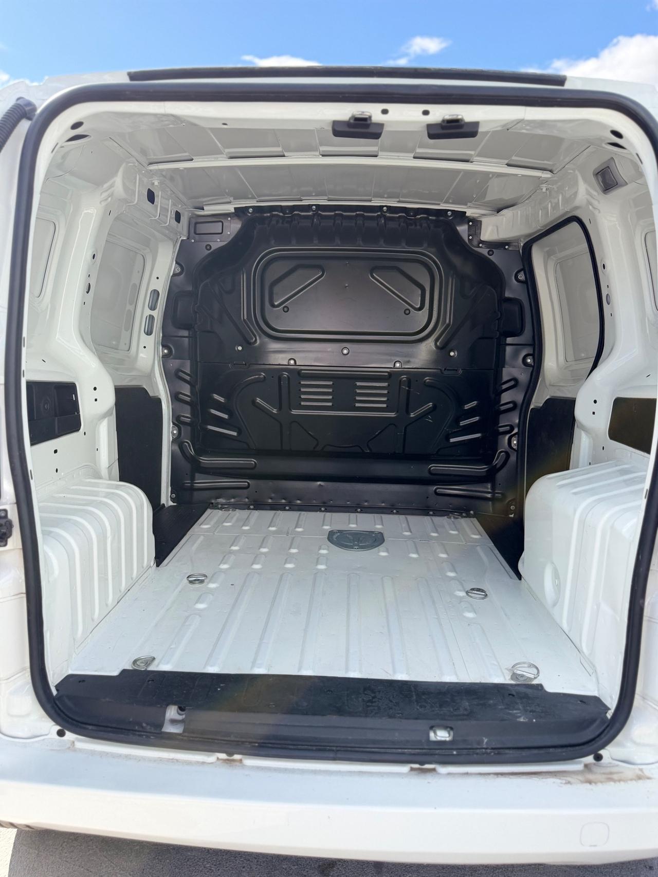 Fiat Fiorino 1.3 MJT 95CV Cargo Adventure