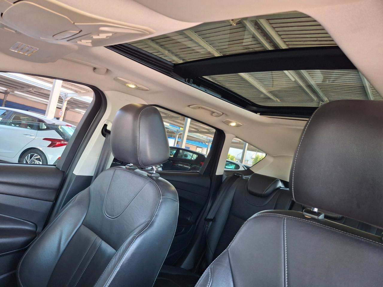 Ford Kuga 2.0 TDCI 163 CV 4WD Powershift Titanium-AUTOMATICO-