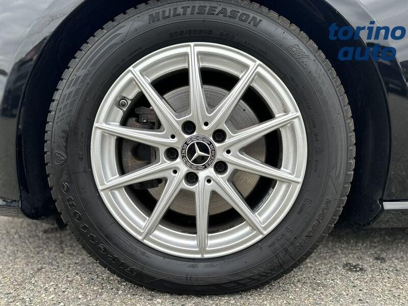Mercedes-Benz CLA 200 d Automatic Business