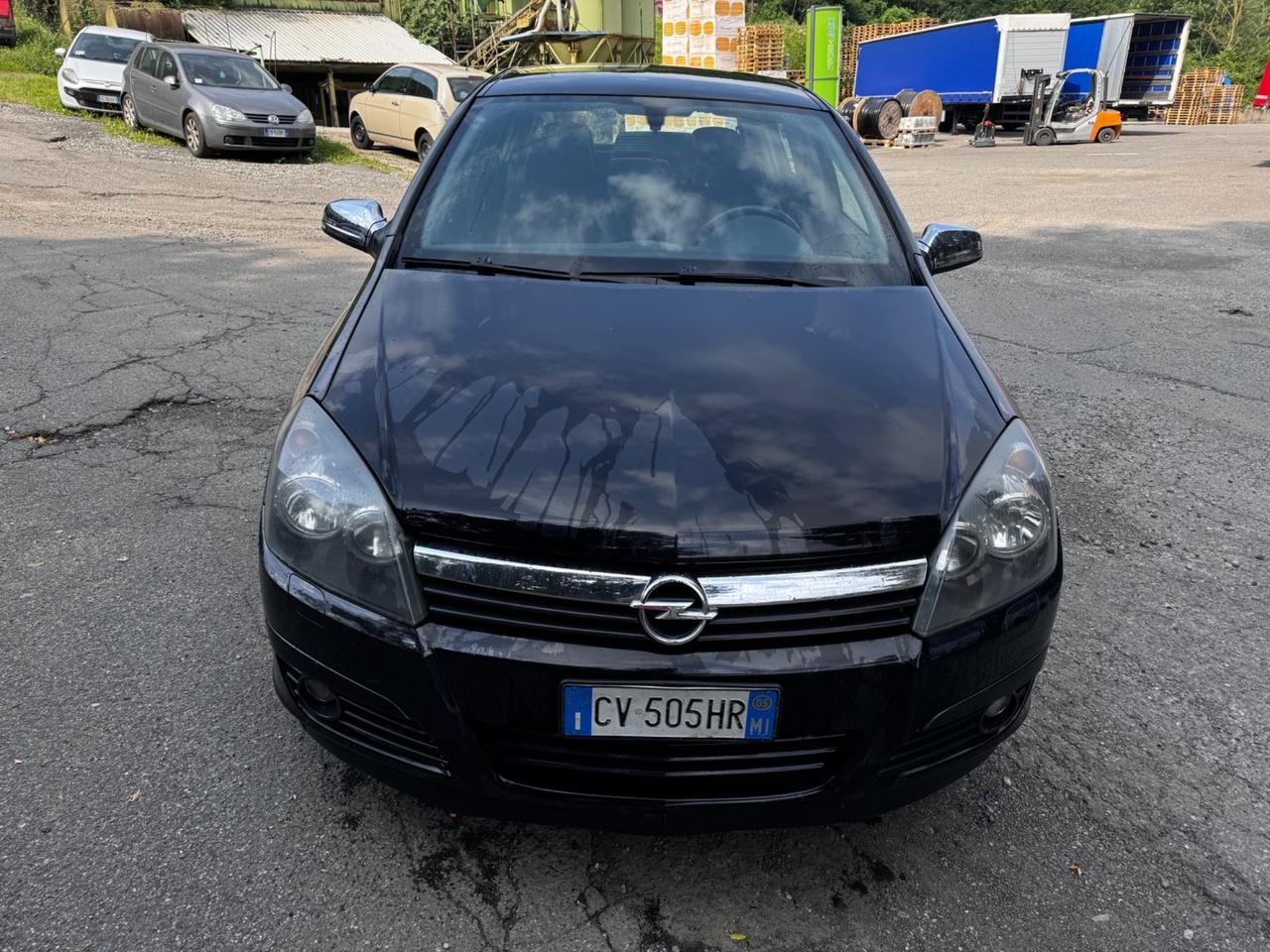 Opel Astra 1.9 CDTI 120CV 5 porte Enjoy