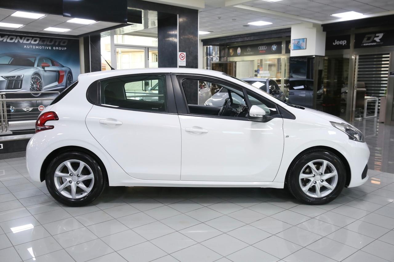 Peugeot 208 PureTech 82 cv Active