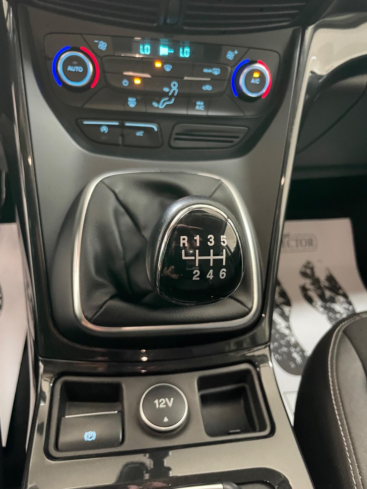 Ford Kuga 2.0 TDCI 150 CV /Titanium /2018