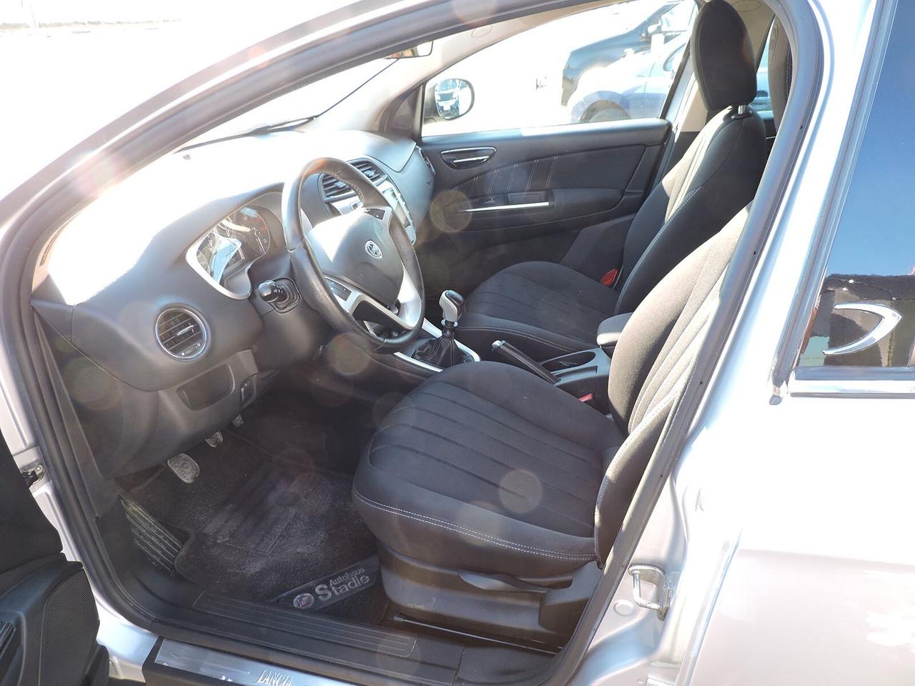 Lancia Delta 1.4 T-Jet 120 CV Platino Ecochic GPL